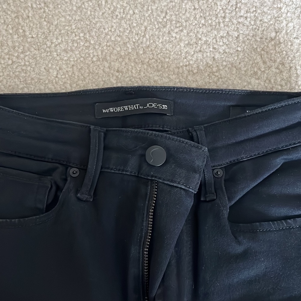 Jeans - Picture 2 of 3